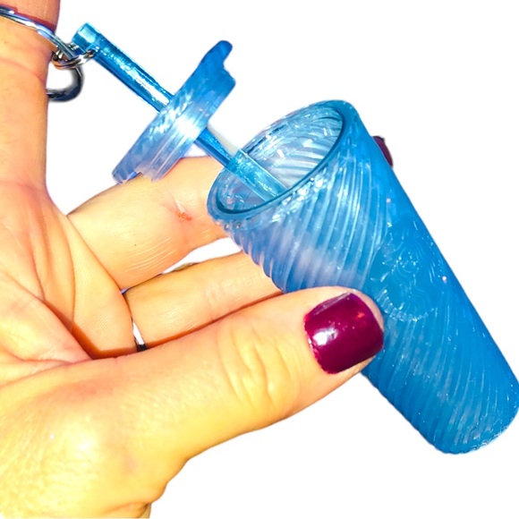 Starbucks ice blue cup keychain and it really opens❤️ NEW IN BOX - Picture 9 of 12